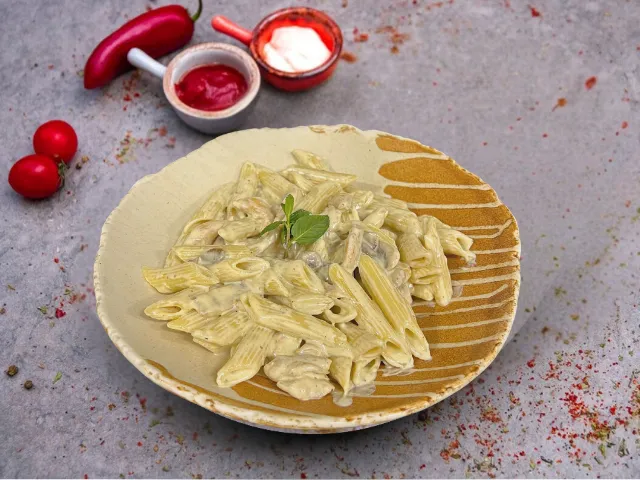 Mantarlı Tavuklu Penne