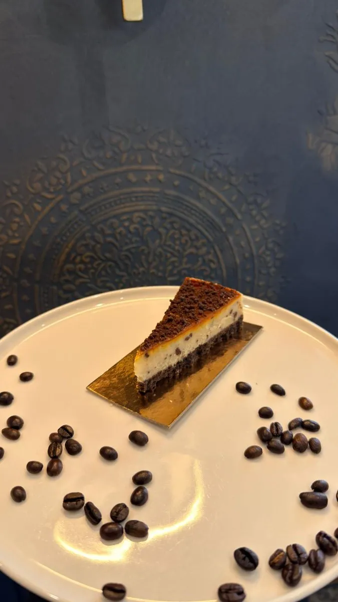 BROWNİ KARAMEL CHEESCAKE